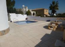Resale - Villa / Parhus - Villamartin