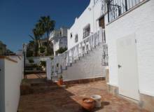Resale - Villa / Parhus - Villamartin