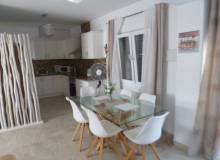 Resale - Villa / Parhus - Villamartin