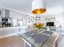 Resale - Villa / Semi detached - Aguas Nuevas-Nueva Torrevieja