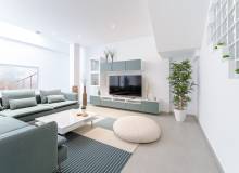 Resale - Villa / Semi detached - Aguas Nuevas-Nueva Torrevieja