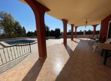 Resale - Villa / Semi detached - Albatera
