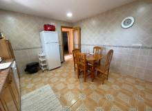 Resale - Villa / Semi detached - Albatera