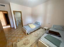 Resale - Villa / Semi detached - Albatera