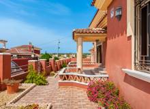 Resale - Villa / Semi detached - Algorfa