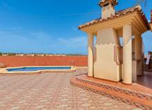 Resale - Villa / Semi detached - Algorfa