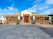 Resale - Villa / Semi detached - Almoradí - Las Heredades