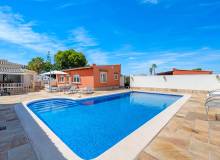 Resale - Villa / Semi detached - Almoradí - Las Heredades