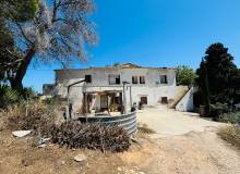 Resale - Villa / Semi detached - Altea