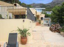 Resale - Villa / Semi detached - Altea