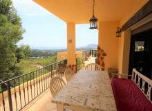 Resale - Villa / Semi detached - Altea