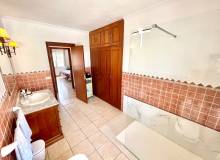 Resale - Villa / Semi detached - Benijofar - pueblo