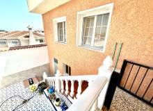Resale - Villa / Semi detached - Benijofar - pueblo