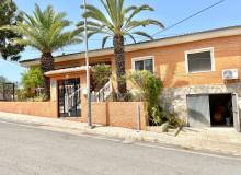 Resale - Villa / Semi detached - Benijofar - pueblo