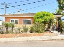 Resale - Villa / Semi detached - Benijofar - pueblo