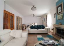 Resale - Villa / Semi detached - Benijofar