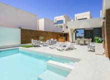 Resale - Villa / Semi detached - Benijofar