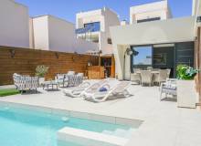 Resale - Villa / Semi detached - Benijofar