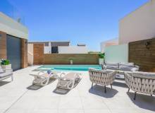 Resale - Villa / Semi detached - Benijofar
