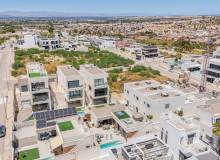 Resale - Villa / Semi detached - Benijofar