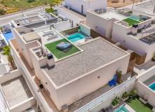 Resale - Villa / Semi detached - Benijofar