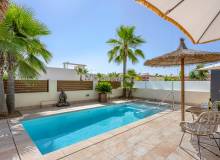 Resale - Villa / Semi detached - Benijofar