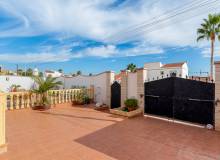 Resale - Villa / Semi detached - Ciudad Quesada