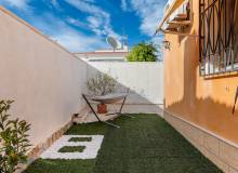 Resale - Villa / Semi detached - Ciudad Quesada