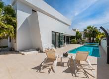 Resale - Villa / Semi detached - Ciudad Quesada