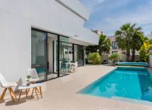 Resale - Villa / Semi detached - Ciudad Quesada