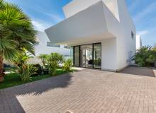 Resale - Villa / Semi detached - Ciudad Quesada