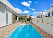 Resale - Villa / Semi detached - Ciudad Quesada