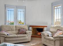 Resale - Villa / Semi detached - Ciudad Quesada