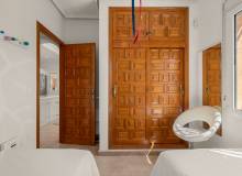 Resale - Villa / Semi detached - Ciudad Quesada