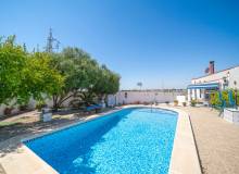 Resale - Villa / Semi detached - Ciudad Quesada