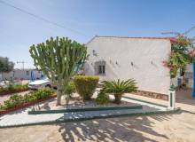 Resale - Villa / Semi detached - Ciudad Quesada