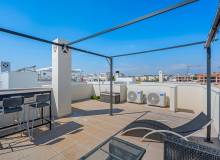 Resale - Villa / Semi detached - Ciudad Quesada