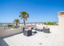 Resale - Villa / Semi detached - Ciudad Quesada