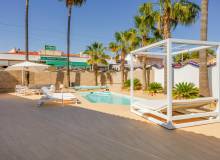 Resale - Villa / Semi detached - Ciudad Quesada