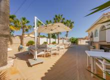 Resale - Villa / Semi detached - Ciudad Quesada