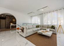 Resale - Villa / Semi detached - Ciudad Quesada