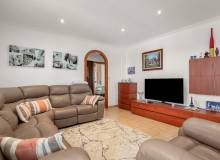 Resale - Villa / Semi detached - Crevillente