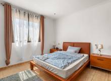 Resale - Villa / Semi detached - Crevillente