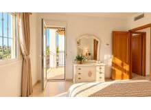 Resale - Villa / Semi detached - Guardamar del Segura - El Raso