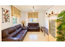 Resale - Villa / Semi detached - Guardamar del Segura - El Raso