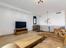 Resale - Villa / Semi detached - La Mata