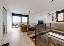 Resale - Villa / Semi detached - La Mata