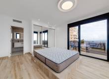 Resale - Villa / Semi detached - La Mata