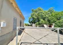 Resale - Villa / Semi detached - La Romana - Villas de la Romana