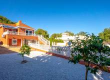 Resale - Villa / Semi detached - Los Balcones Los Altos